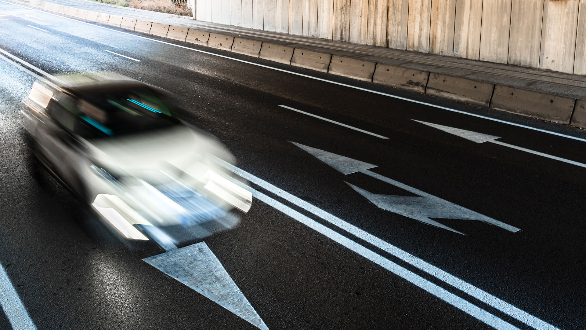 Geschwindigkeitsverstöße: Was Sie wissen müssen und wie BlitzerDoktor helfen kann